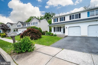 372 Sioux Ct, Reading, PA 19608