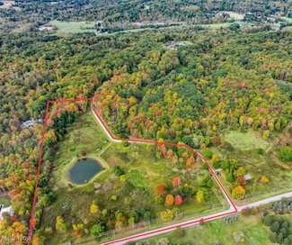 V/L County Line Rd, Hunting Valley, OH 44022