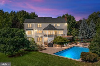 7121 Moorland Dr, Clarksville, MD 21029