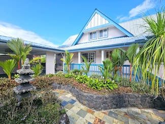 726 Waianuenue Ave, Hilo, HI 96720