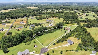 1310 Maple Lee Ct, Crouse, NC 28033