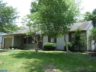 123 Coopers Kill Rd, Delran, NJ 08075