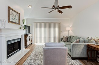 908 Forest Park Rd, Louisville, KY 40223