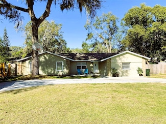 1130 W Minnehaha Ave, Clermont, FL 34711