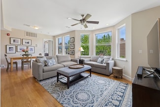 207 2nd St Unit 4A, Hoboken, NJ 07030