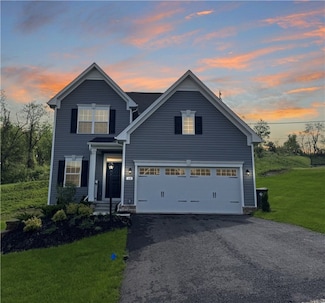 13 Dana Dr, Moon Township, PA 15108