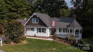 168 Mountain Valley Dr, Hendersonville, NC 28739