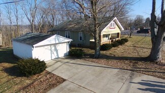 704 Lafayette Ave, Oolitic, IN 47451