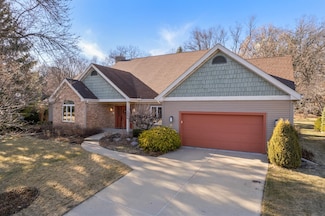 2895 Forest Down, Fitchburg, WI 53711