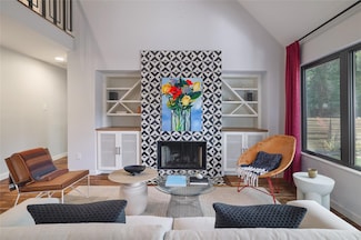 807 Ethel St, Austin, TX 78704