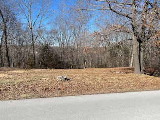 000 Compton Ridge Rd, Sunset Cove Township, MO 65616