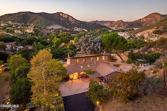 356 E Carlisle Rd, Thousand Oaks, CA 91361