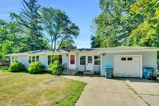 156 8th Ave SE, Forest Lake, MN 55025