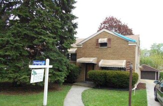 2628 S 11th Ave, Broadview, IL 60155