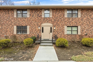 810 Highland Dr Unit 201, Knoxville, TN 37912