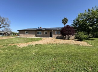 34662 Bonadelle Ave, Madera, CA 93636