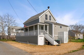 3 52nd St, Newbury, MA 01951
