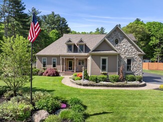 354 Oak St, Franklin, MA 02038