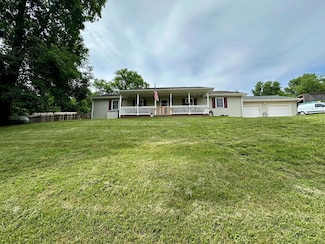 495 Vale Cir, Marion, VA 24354