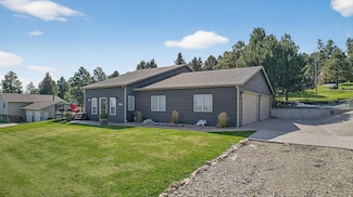 5439 Meadowlark Dr, Rapid City, SD 57702