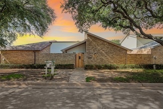 2208 Winter Sunday Way, Arlington, TX 76012