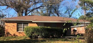 4332 Magazine St, Shreveport, LA 71108