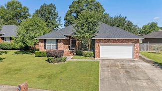 15069 Greenwell Cir, Biloxi, MS 39532