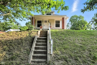 1430 W 14th St, Anderson, IN 46016