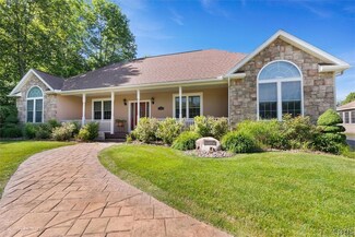 130 Paradise Ln, Oriskany, NY 13424