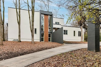 8830 NW 35th St, Ankeny, IA 50023