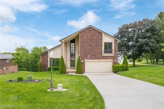 11275 Indian Hills Dr NE, Bolivar, OH 44612