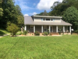 3682 Traces Creek Rd, Milton, WV 25541