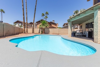 10032 W Sells Dr, Phoenix, AZ 85037