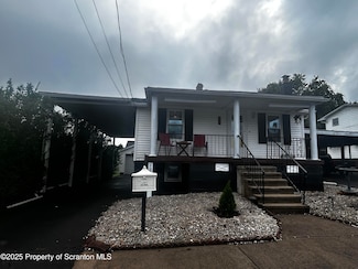 1214 Mine St, Old Forge, PA 18518