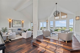 45 Northampton Ct, Newport Beach, CA 92660