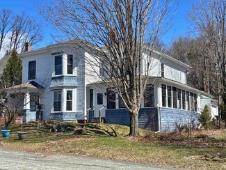 77 Maple St, Island Pond, VT 05846