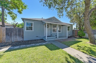 2500 Hawthorne St, Sacramento, CA 95815