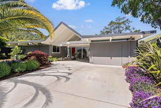 2 Mount Rainier Dr, San Rafael, CA 94903
