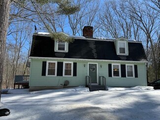 6 Clover Ct Unit A, Raymond, NH 03077