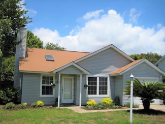 2040 Pinecone Ct, Mount Pleasant, SC 29466