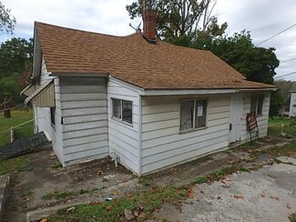 332 Beallsville Rd, Bentleyville, PA 15314
