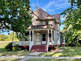 189 Bessie St, Crookston, MN 56716