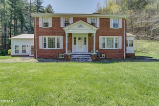1290 Mott Branch Rd, Vansant, VA 24656