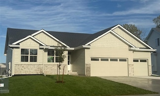 119 10th Ave NE, Altoona, IA 50009