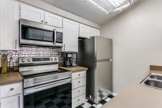 1903 Wilshire Dr, Irving, TX 75061