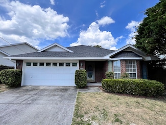 431 Pristine Water Ln, Mary Esther, FL 32569