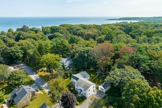32 Beach Bluff Terrace, Cape Elizabeth, ME 04107