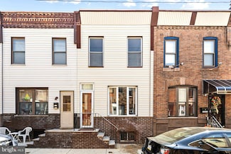 2435 S Alder St, Philadelphia, PA 19148