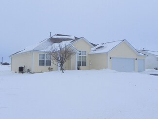 1704 Lorimar Dr, Durand, IL 61024
