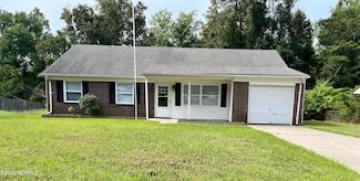 510 Thyme Ct, Jacksonville, NC 28540